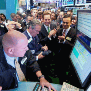 Trei dintre indicii asiatici au închis în scădere